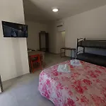 Ranucci بيت ضيافة *