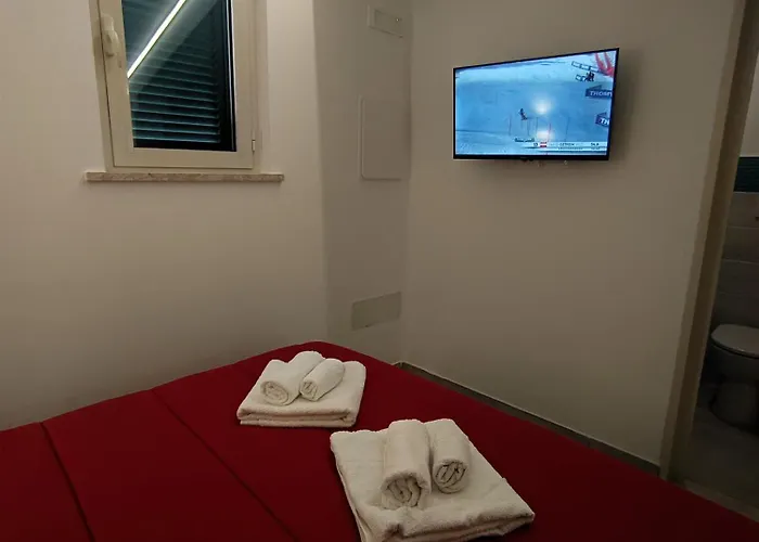 Ranucci بيت ضيافة *