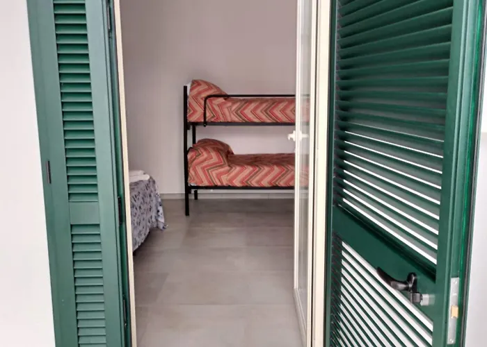 Ranucci بيت ضيافة *