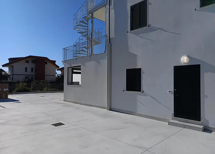 Ranucci بيت ضيافة