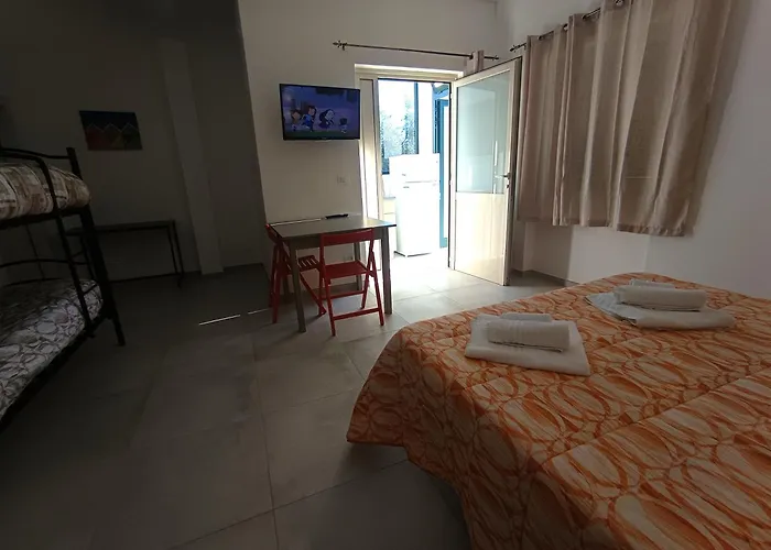 Ranucci بيت ضيافة *